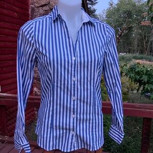 H & M Blue and White Striped Button-Up Shirt a classic size 10 cotton blend